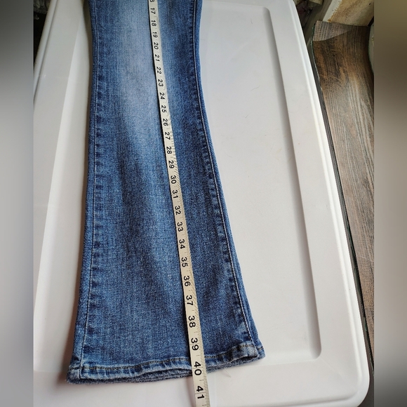 Levi's 725 High Rise Boot Cut Jeans Women's Denim Stretch Medium Blue 27. - Picture 14 of 17